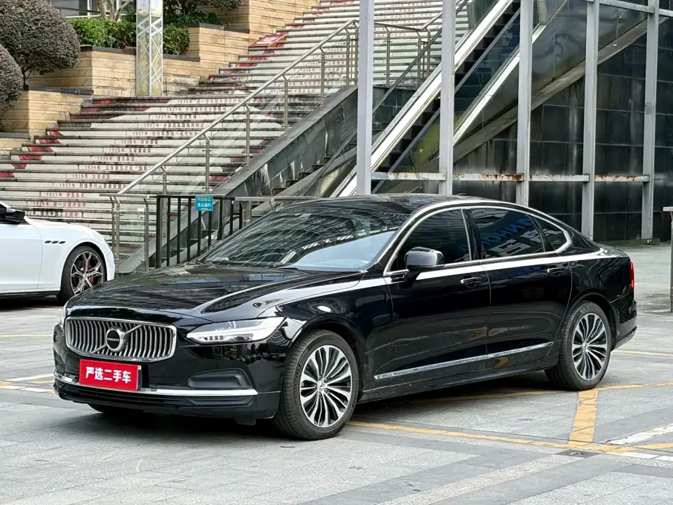 Volvo S90 B5 Zhiyi Luxury Edition 2024
