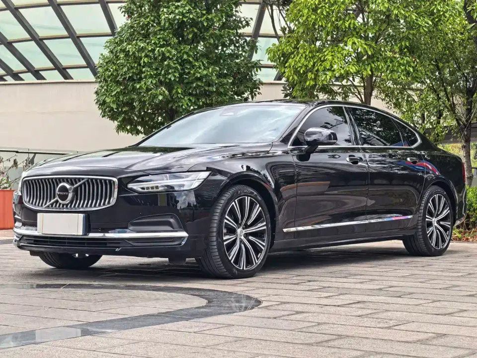 Volvo S90 B5 Intelligent Vision Luxury Edition 2022