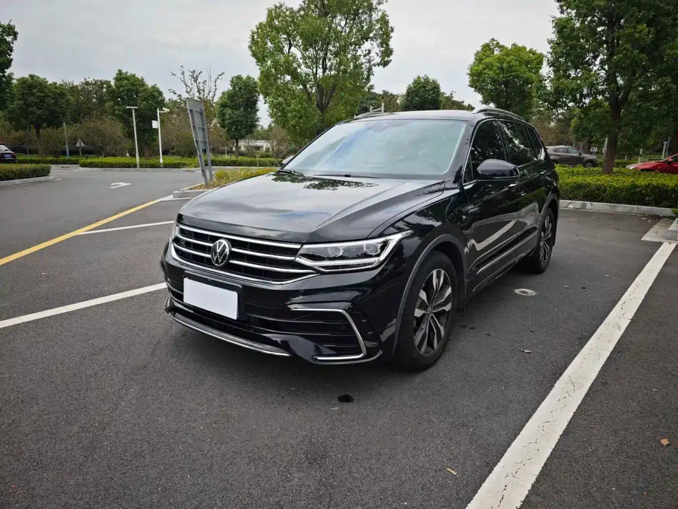 Volkswagen Tiguan L 330TSI Auto 2WD R-Line Premium Edition 2022