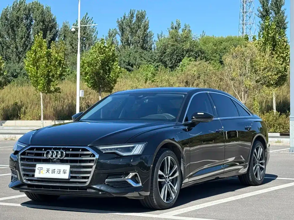 Audi A6L Facelift 40 TFSI Luxury Elegance 2023