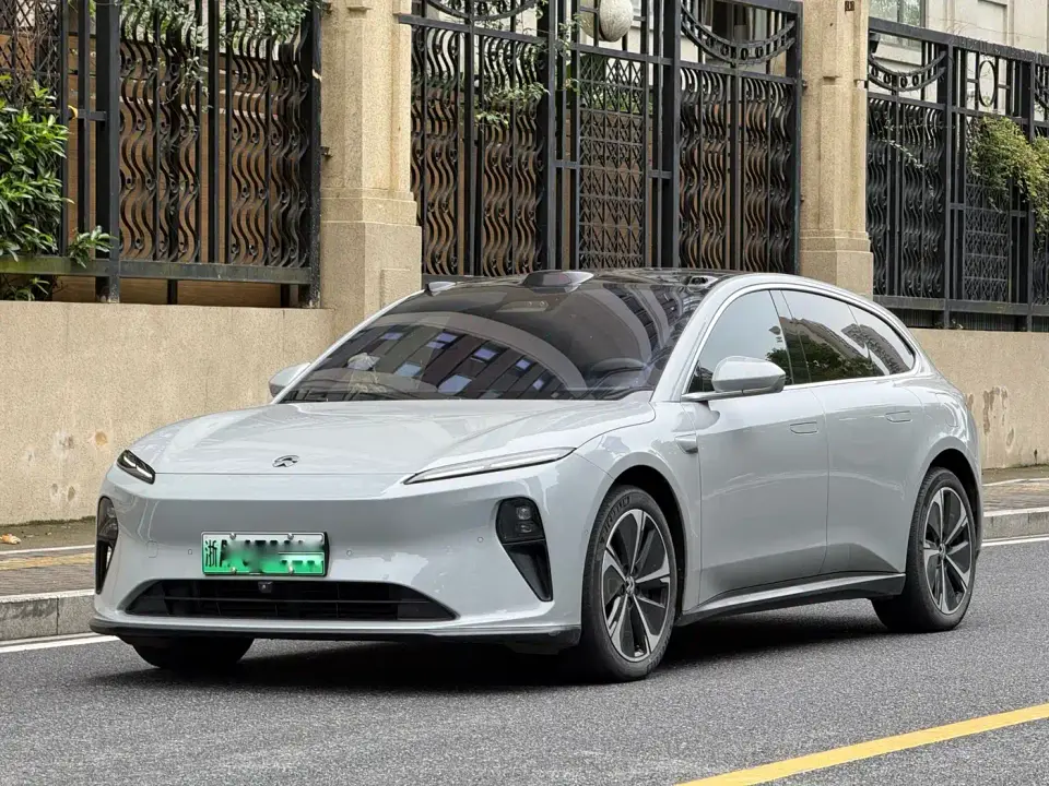 NIO ET5T Model 75kWh Touring 2024