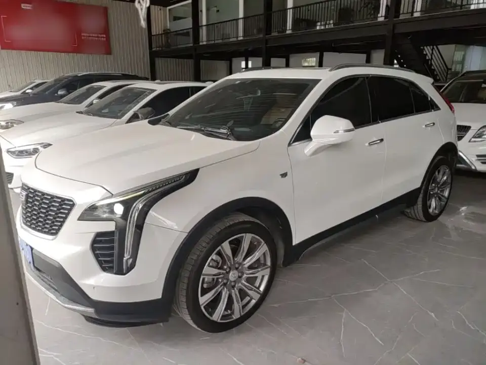 Cadillac XT4 28T AWD Platinum Edition 2019