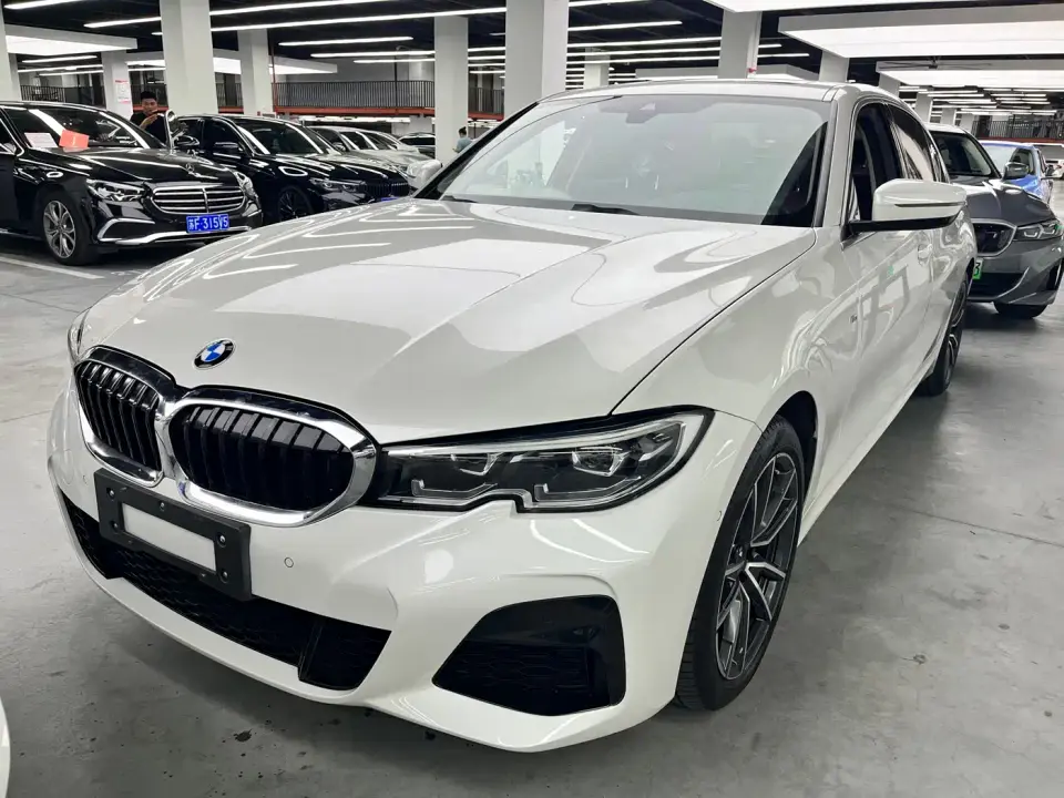 BMW 3 Series 325i M Sport Package 2022