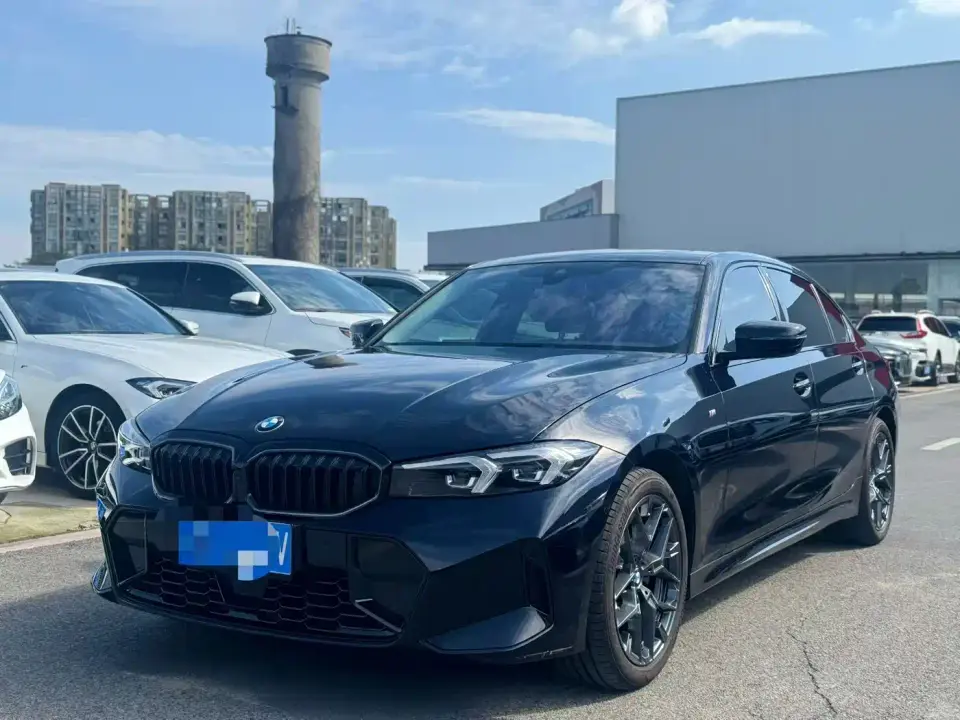 BMW 3 Series 330Li M Sport Night Edition 2025