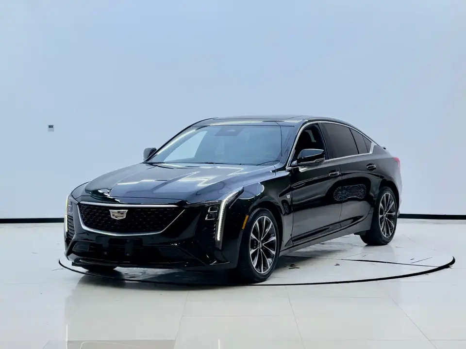 Cadillac CT5 Model 28T Urban Sport Edition 2025