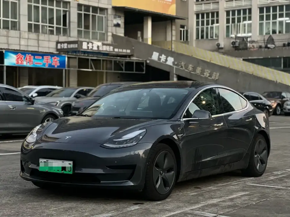 Tesla Model 3 Standard Range Rear-Wheel Drive Upgrade 2020