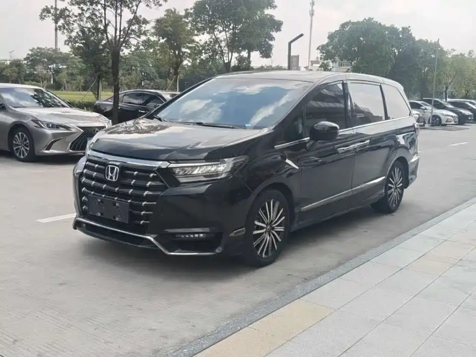Honda Elysion 2.0L e:HEV Luxury Edition 2024