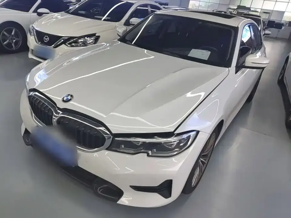 BMW 3 Series 320i Sport Package 2020