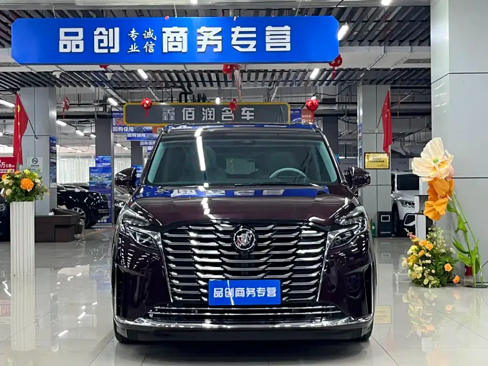 Buick GL8 Avenir 6-Seater Executive Edition 2023