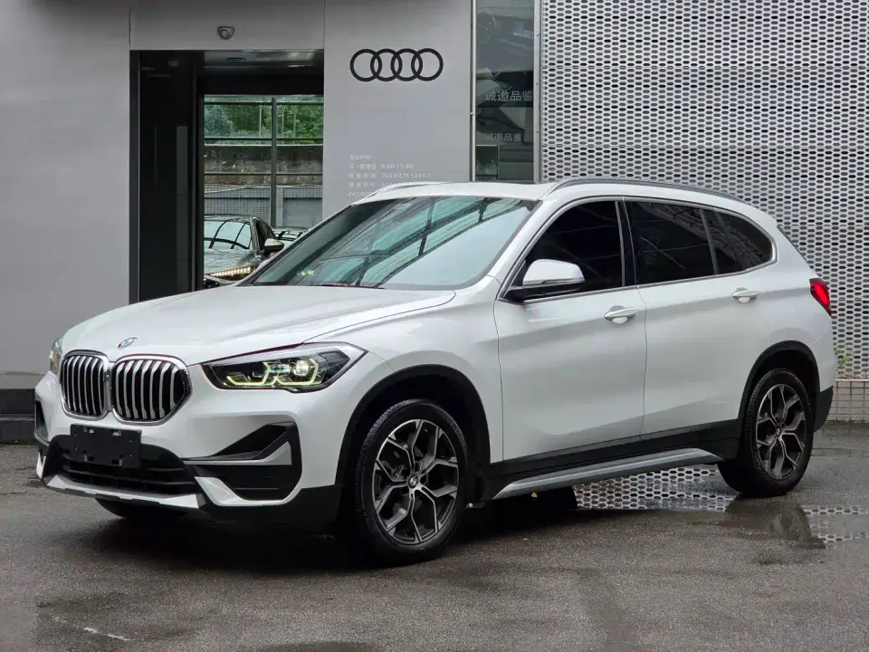 BMW X1 sDrive20Li Premium 2022
