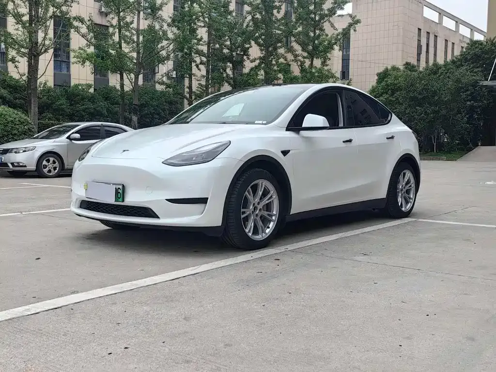 Tesla Model Y Facelift Rear-Wheel Drive Version 2022