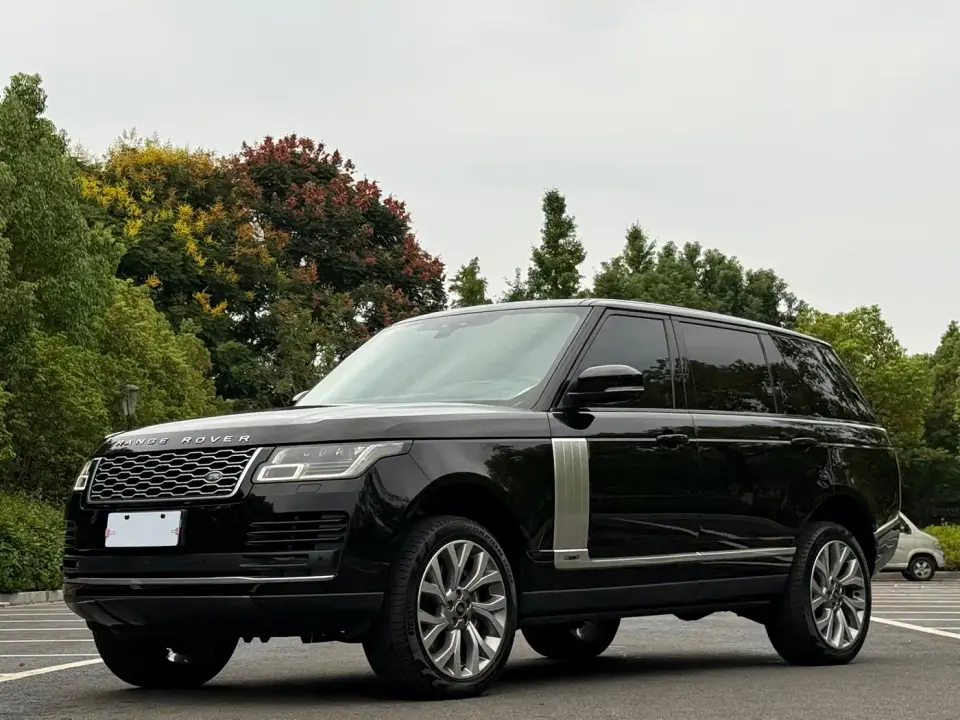 Land Rover Range Rover 3.0 L6 Heritage Extended Classic Edition 2021