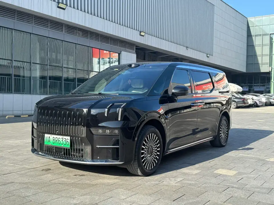 Zeekr 009 7-Seat Aisle AWD Version 108kWh 2024