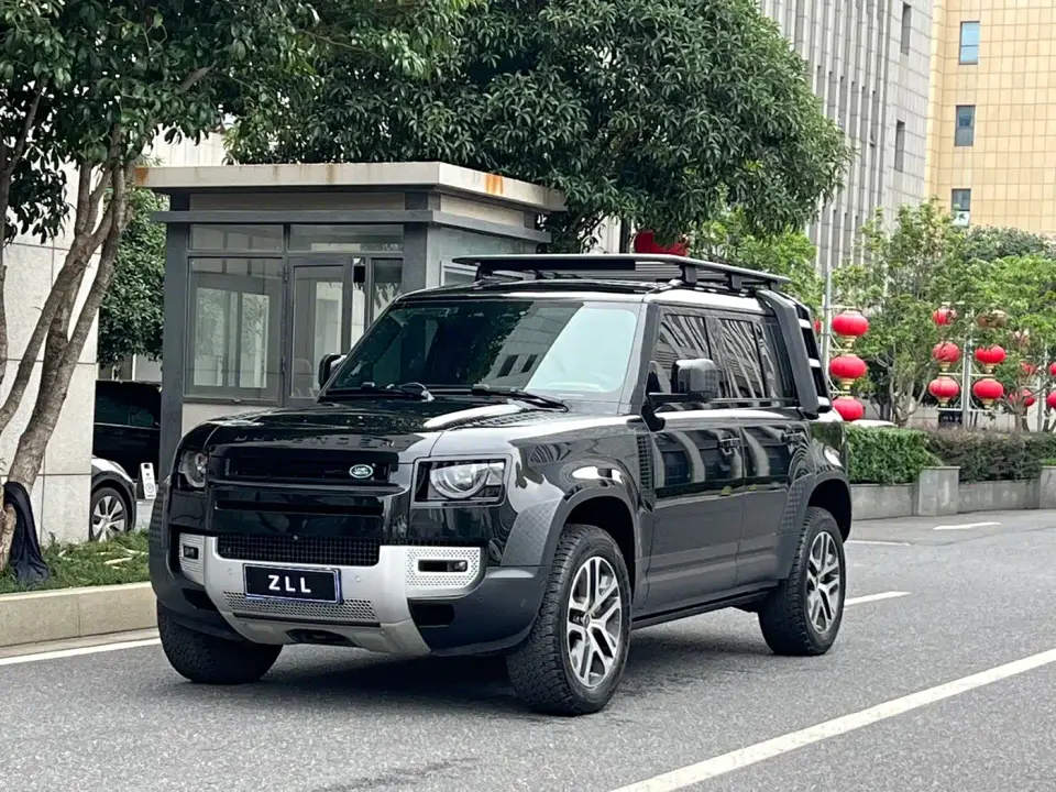 Land Rover Defender 110 P400 Dark Special Edition 2022