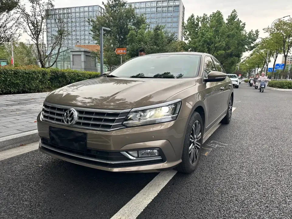 Volkswagen Passat 330TSI DSG Luxury 2019