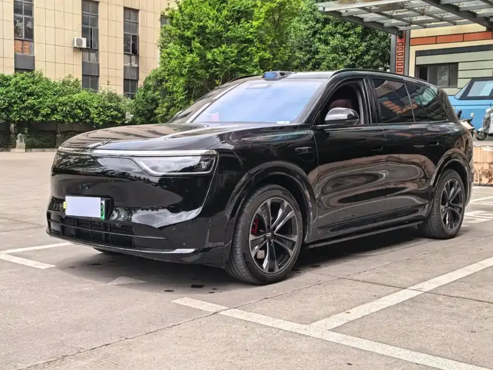 AITO Wenjie AITO M8 Pure Electric Max+ 6-seater AWD 2025
