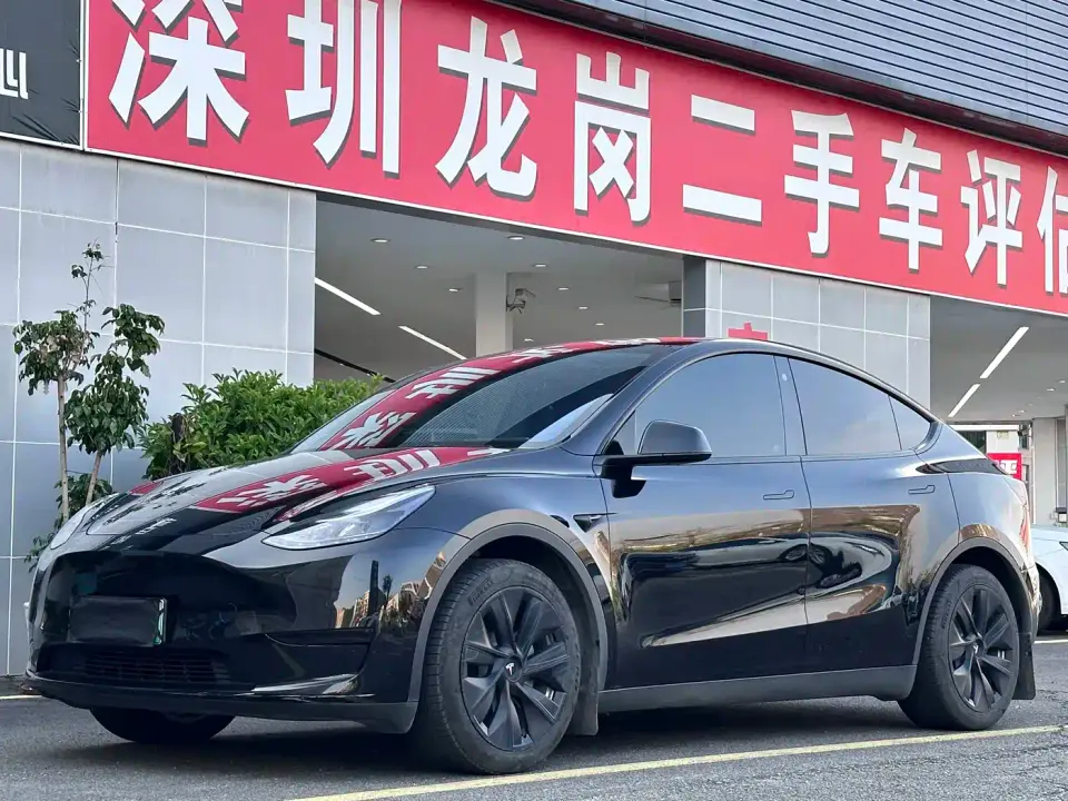 Tesla Model Y Rear-Wheel Drive Edition 2023