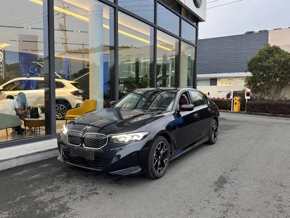 BMW i3 eDrive 40 L Shadow Night Package 2025