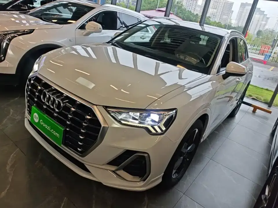 Audi Q3 35 TFSI Fashion Dynamic 2020