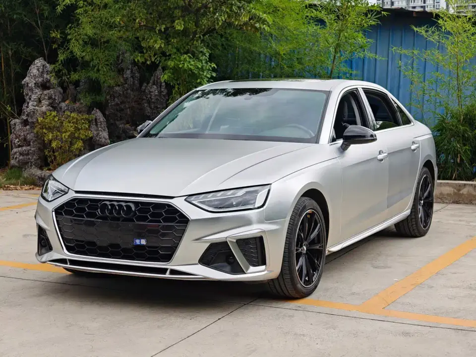 Audi A4L 40 TFSI Fashion Dynamic 2022