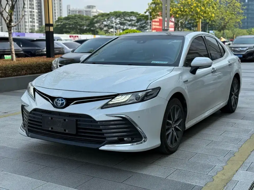 Toyota Camry Hybrid 2.5HG Luxury Edition 2022