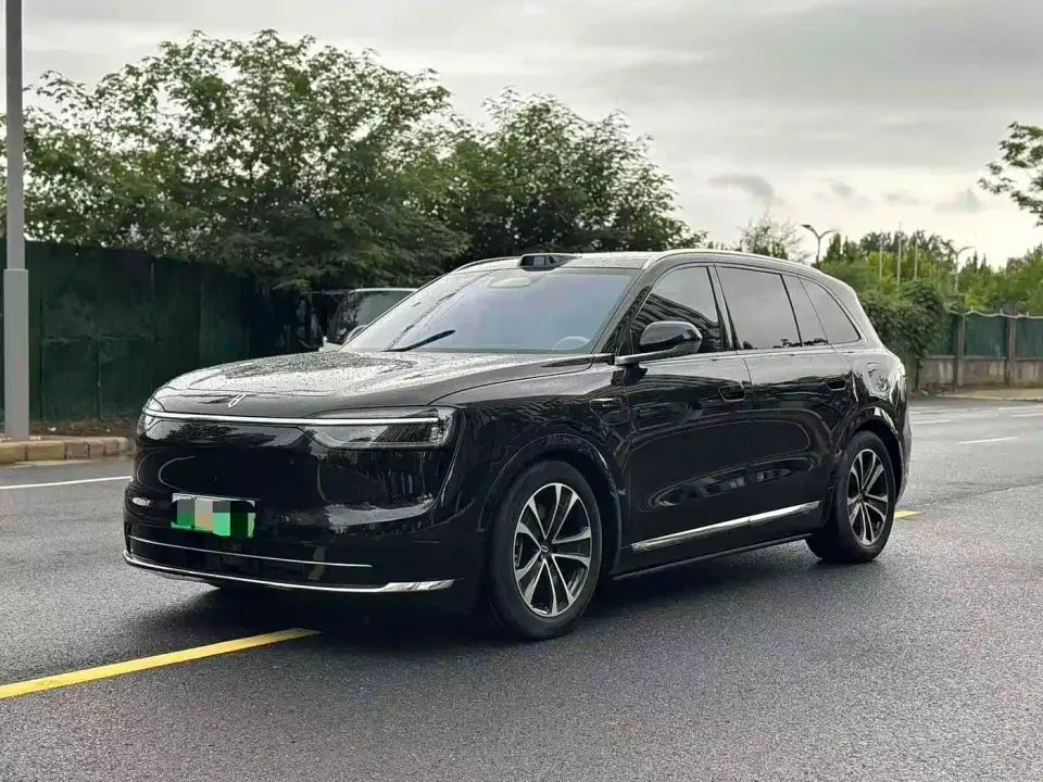 AITO Wenjie AITO M7 Extended Range Max AWD 6-seater 2025