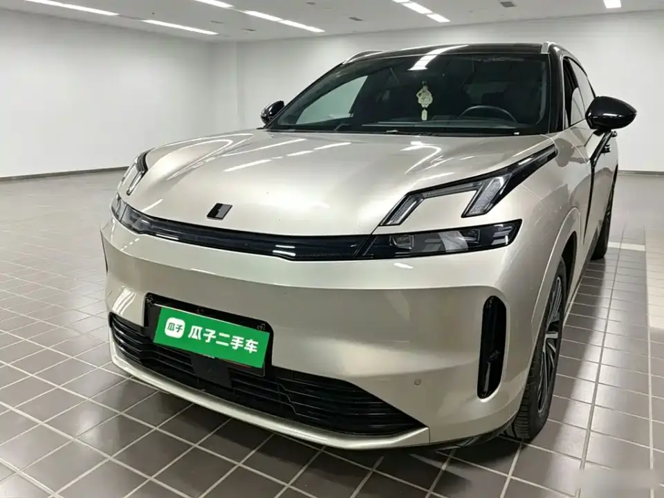 Lynk & Co 08 EM-P 120km Long Range Pro 2024