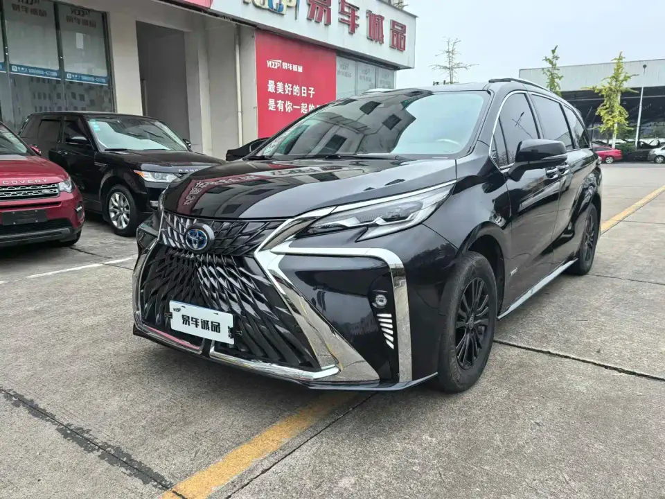 Toyota Sienna 2.5L Hybrid Comfort Edition 2022