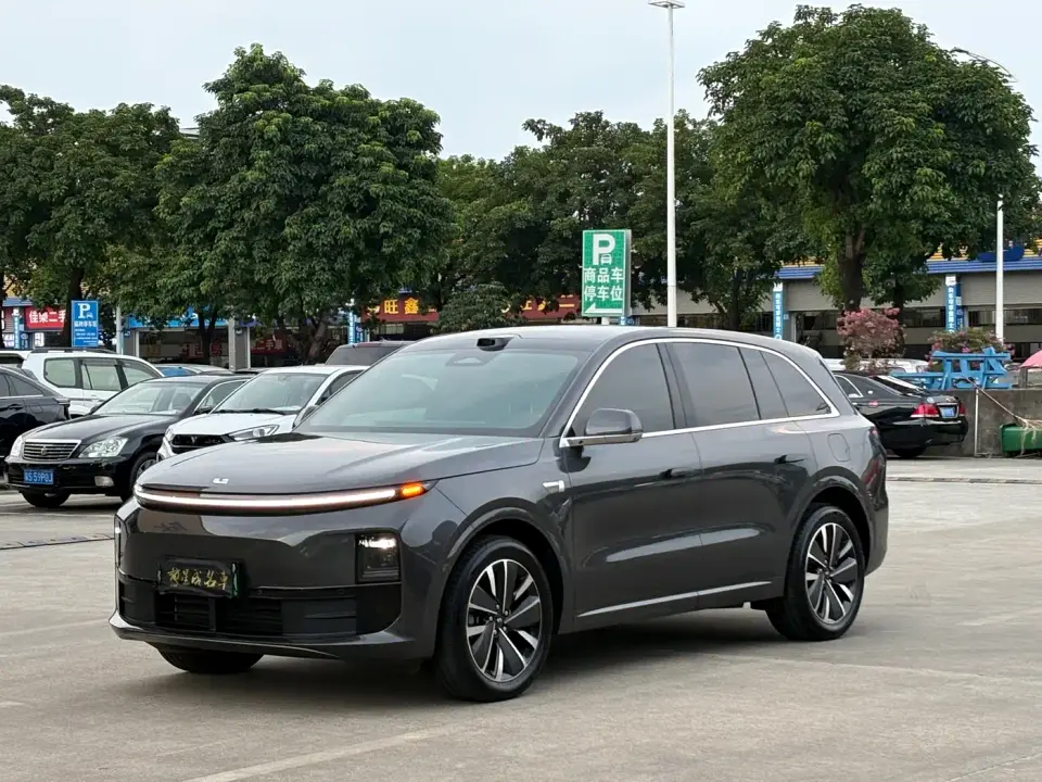 Li Auto L6 Pro Smart Renewal Edition 2026