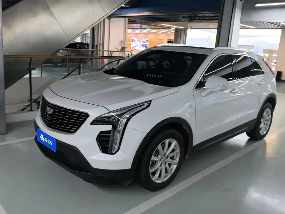 Cadillac XT4 28T FWD Style 2022