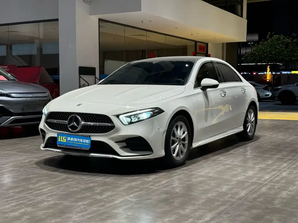 Mercedes-Benz A-Class A 200 L Sport Sedan Fashion Edition 2021