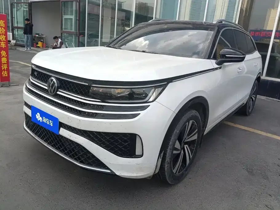 Volkswagen Talagon 380TSI 4WD R-Line Touring 2024