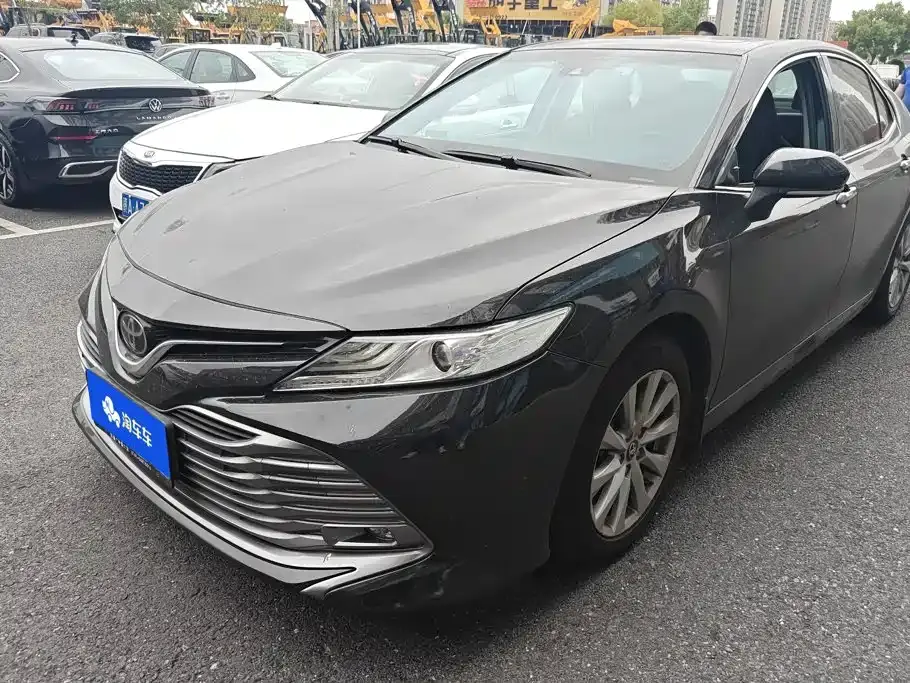 Toyota Camry Facelift 2.0G Luxury Edition 2020