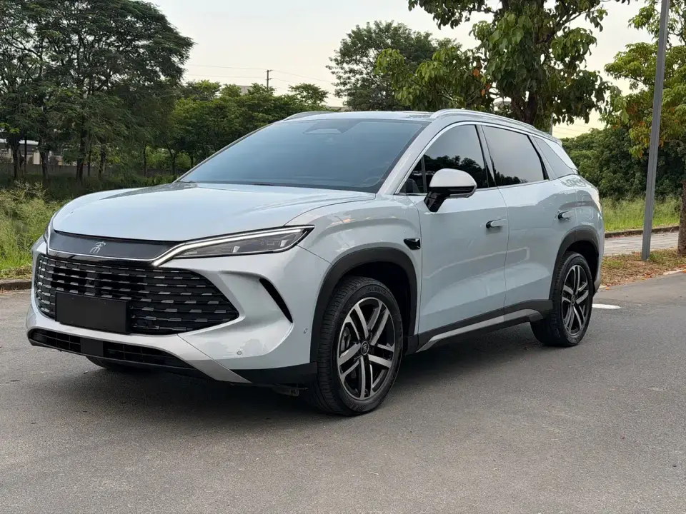 BYD Song L DM-i Model Smart Drive Edition 112km Leading Type 2025