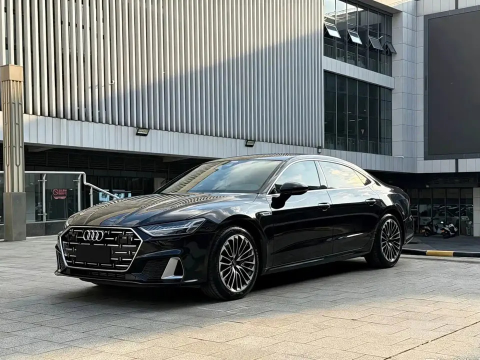 Audi A7L 45 TFSI Luxury 2024