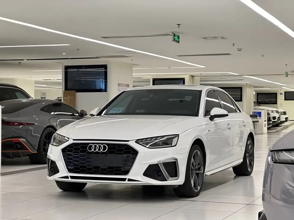 Audi A4L 40 TFSI Fashion Dynamic 2023
