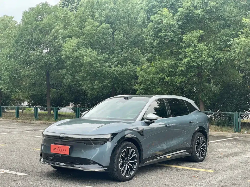 Zeekr 7X Model 75kWh RWD Smart Driving Edition 2025