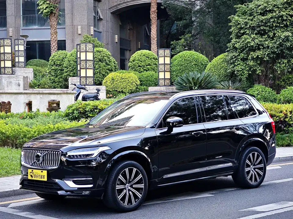 Volvo XC90 Facelift T6 Momentum Luxury 7-Seater 2021