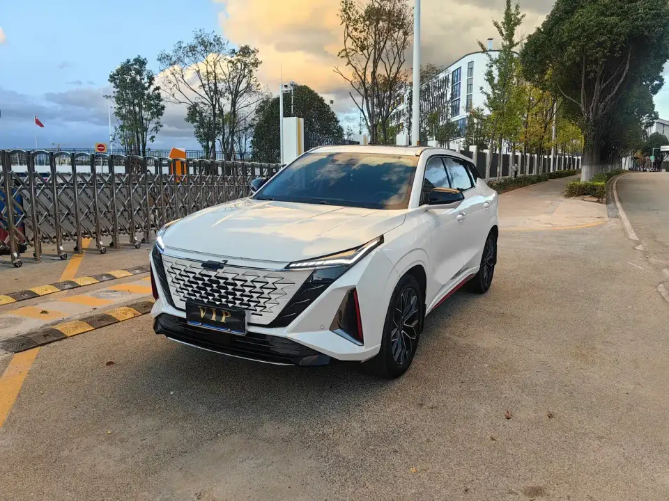 Changan Oshan Z6 Model Blue Whale 1.5T DCT Smart Navigation Type 2022