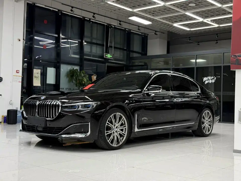 BMW 7 Series Facelift 740Li xDrive Executive M Sport Package 2020