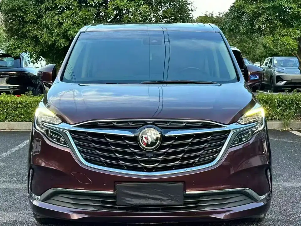 Buick GL8 ES Landmark 653T Smart Luxury 2022