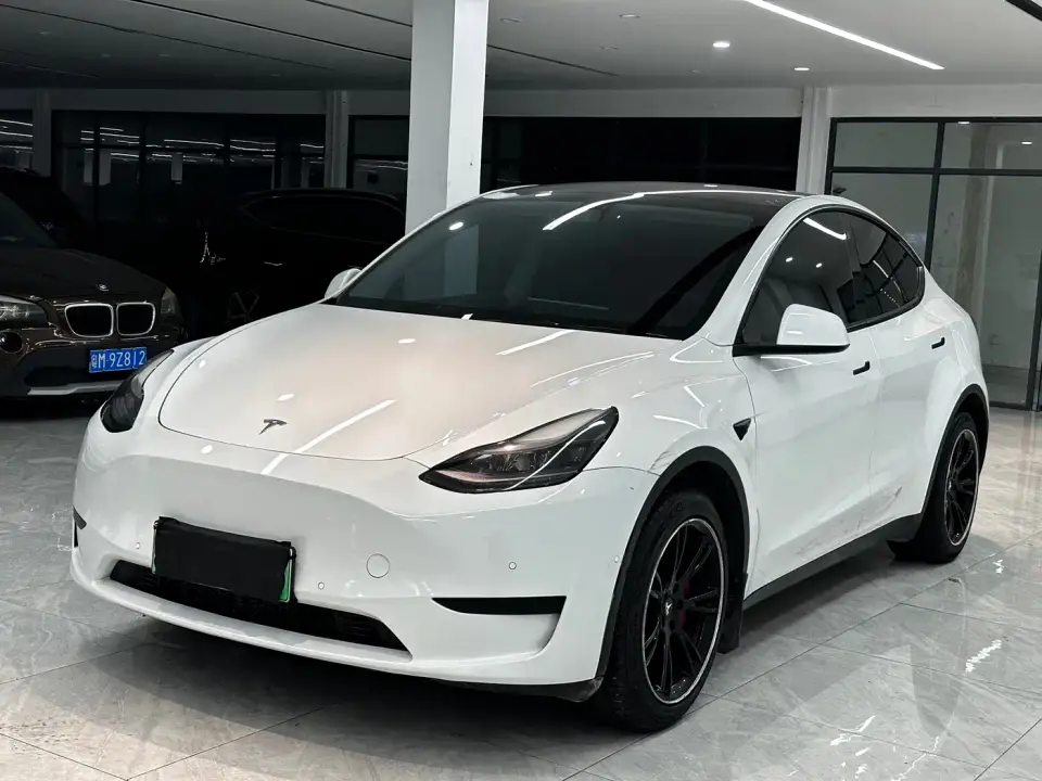 Tesla Model Y Facelift Rear-Wheel Drive Version 2022