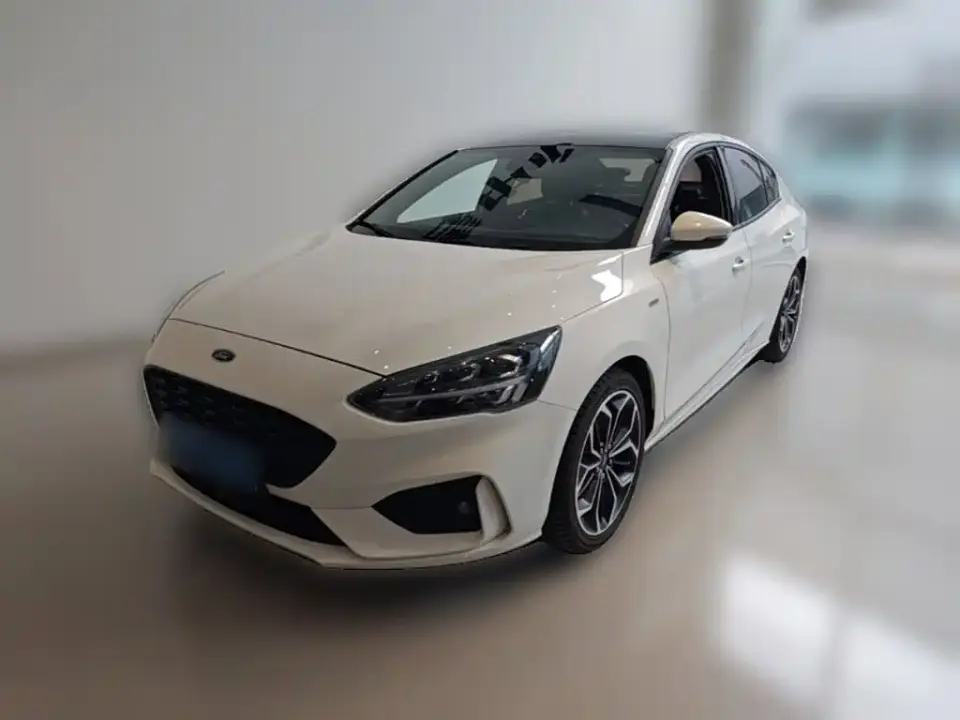Ford Focus Sedan EcoBoost 180 Auto ST Line 2021