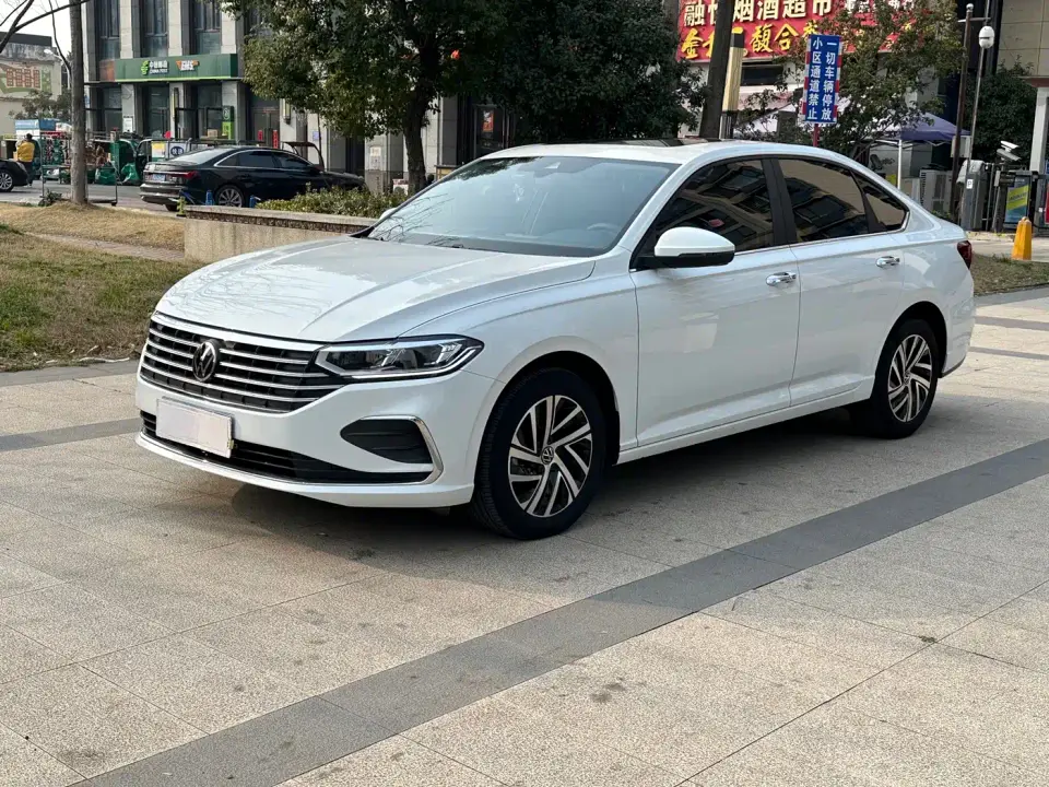 Volkswagen Lavida Model 1.5L Automatic Full Comfort Edition 2024