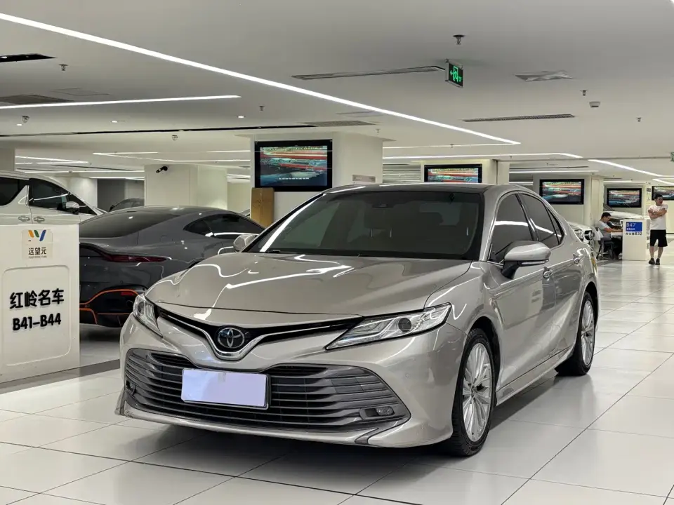 Toyota Camry Facelift 2.5G Luxury Edition 2020