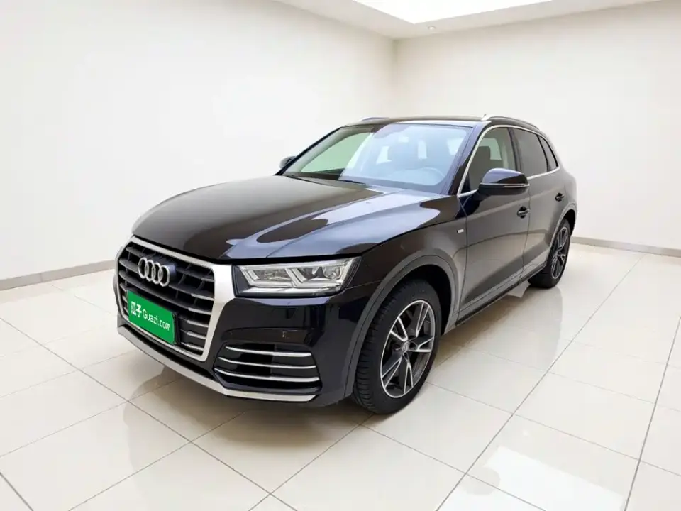 Audi Q5L Facelift 40 TFSI Honor Fashion 2020