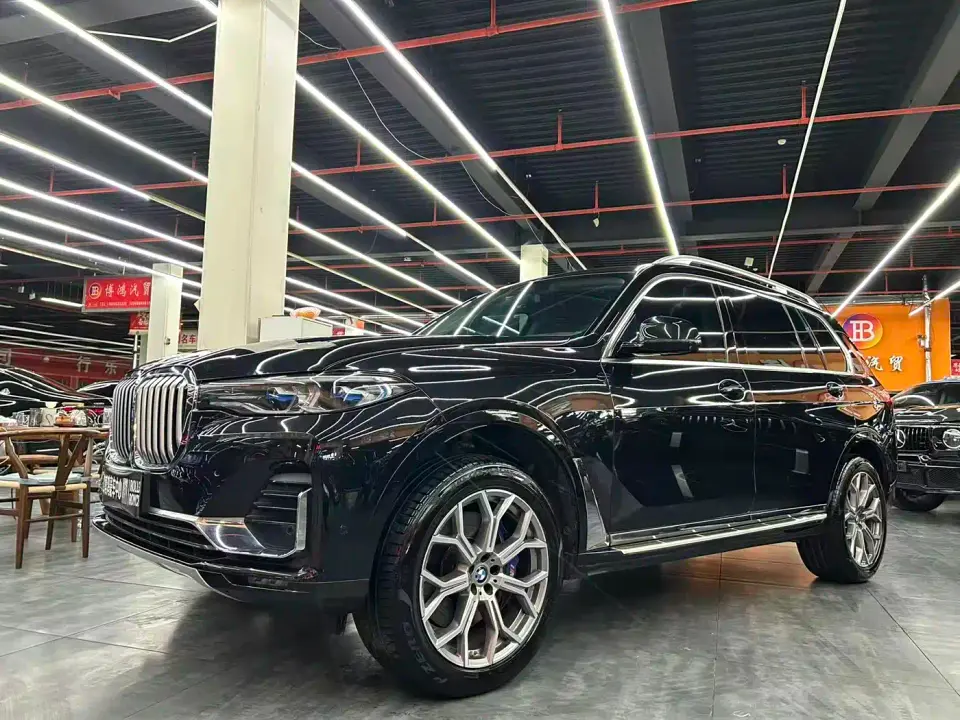 BMW X7 xDrive40i Leading Luxury Package 2019