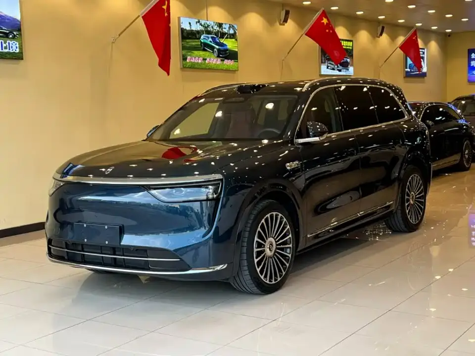 AITO Wenjie AITO M8 Model Extended Range Ultra Edition 53.4kWh 5-Seater 2025