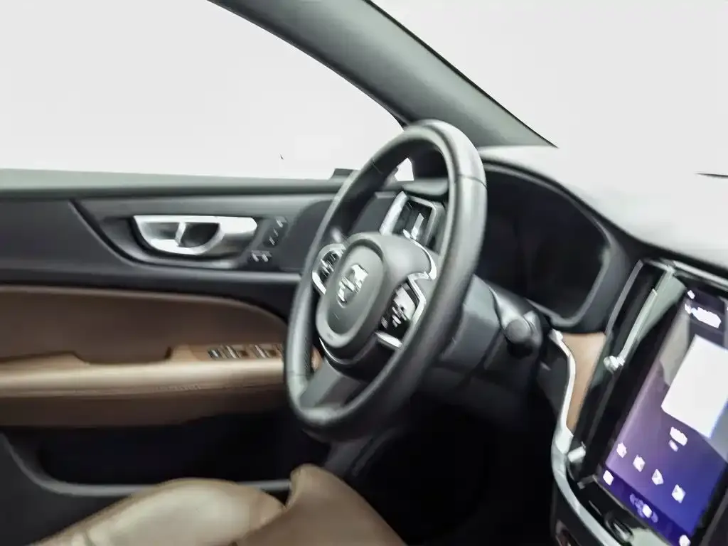 Volvo S60 B4 Inscription Luxury Edition 2024 — фото 22