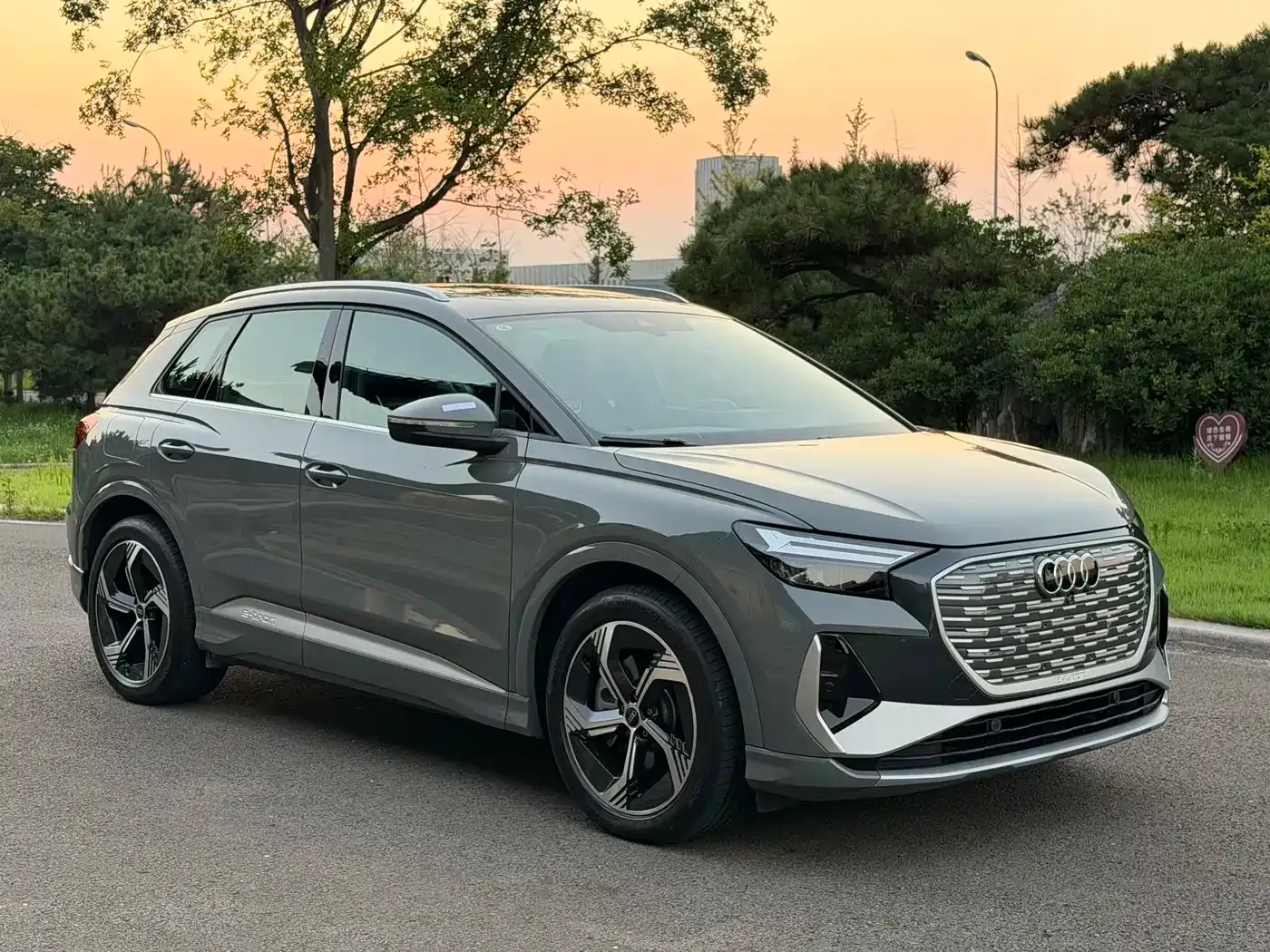 Audi Q4 e-tron 40 e-tron Creation Edition 2025 — фото 3